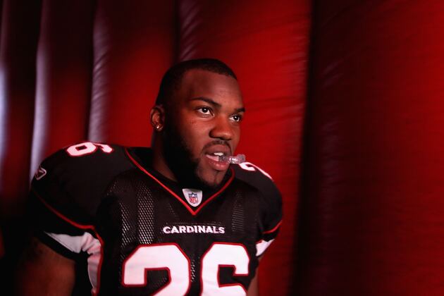 Arizona Cardinals: 4 Reasons Beanie Wells Needs to Be the Starting Running Back