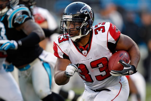 5 Ways the Atlanta Falcons Can Lighten the Load on Michael Turner