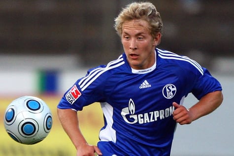 Arsenal Transfers: 5 Reasons Lewis Holtby Would Be Walcott's Best Replacement