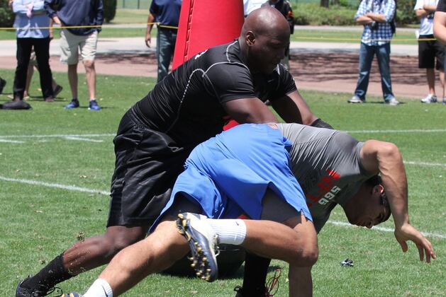 College Football Recruiting 2013: Ranking the Top 10 Pure Pass Protectors