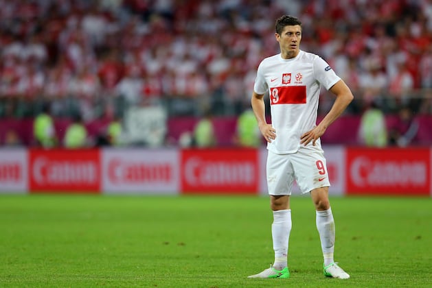 Robert Lewandowski Transfer Rumors: Latest Updates on Manchester United & More