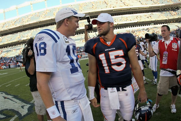 4 Things Tim Tebow Brought to the Table That Peyton Manning Doesn't