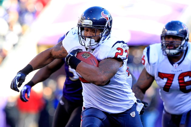 NFL Running Backs: 10 Best Running Backs Entering the 2012 Season