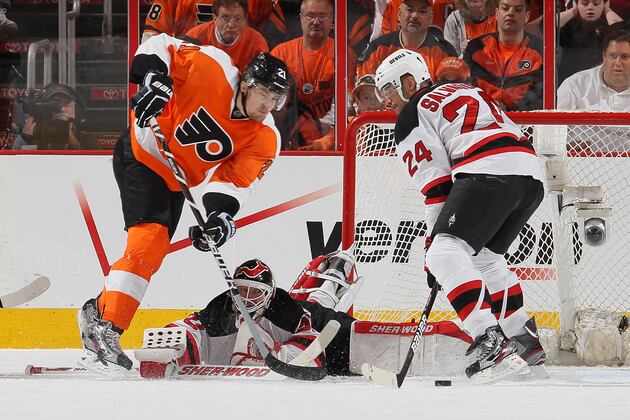 Toronto Maple Leafs: Reasons James Van Riemsdyk Is Not the Answer at Center