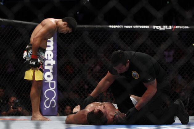 UFC on FOX 4: Breaking Down Lyoto Machida's Karate Style
