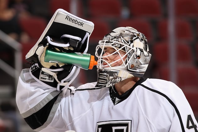 NHL Trade Speculation: 3 Reasons LA Kings Need to Move Jonathan Bernier Now
