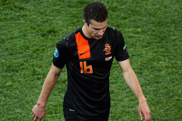 Robin Van Persie: 10 Things That Could Happen for Arsenal If He Stays