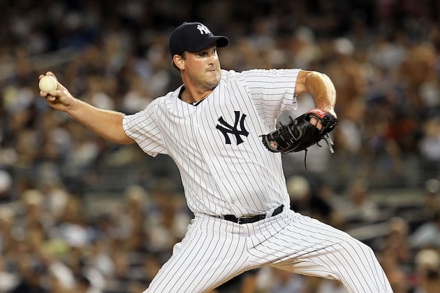 5 Reasons Derek Lowe Could Pay Huge Dividends for the New York Yankees