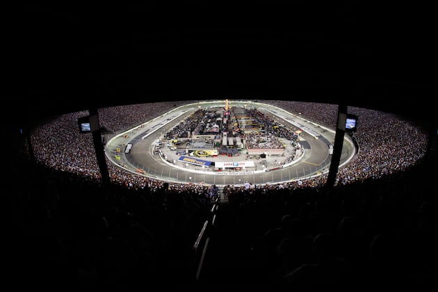 NASCAR: Hottest Topics at the Irwin Tools Night Race in Bristol