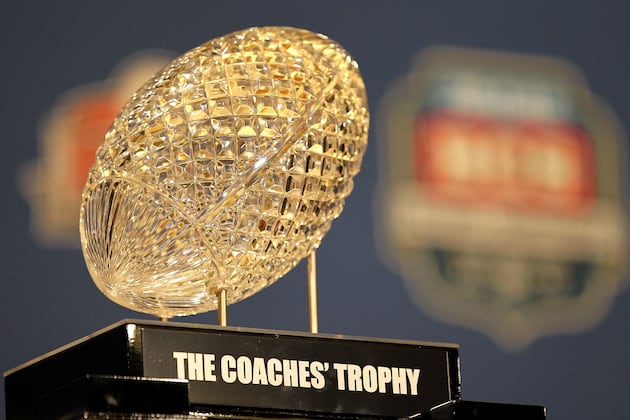 10 College Football Teams You Think Have a Shot at the BCS Title, but Don't