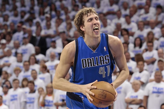 Ranking Chris Kaman Among the 5 Best Centers Dirk Nowitzki Has Ever Played With