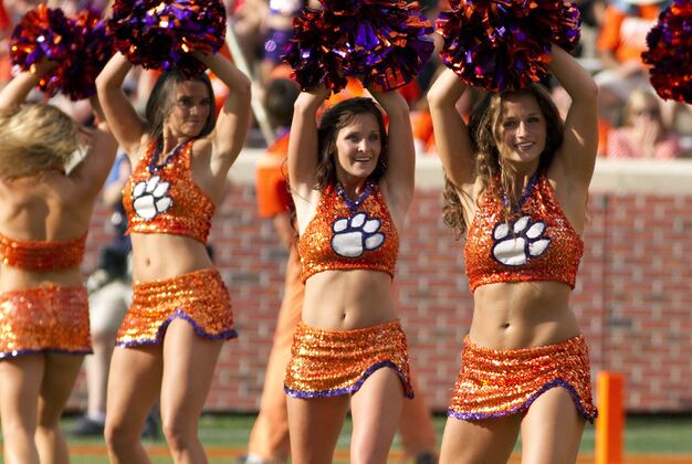 The 100 Hottest Cheerleader Pics in College Football