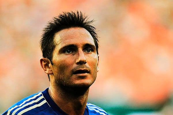 Chelsea FC: Why Frank Lampard Is a Hopeless Defensive Midfielder