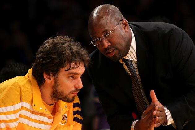 L.A. Lakers Training Camp Report: Latest News and Preseason Predictions