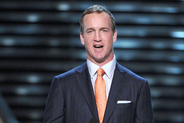 Pros and Cons of Peyton Manning's Reported Stake in the Memphis Grizzlies