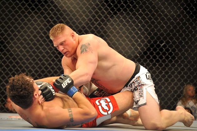10 WWE Superstars Who Competed in MMA