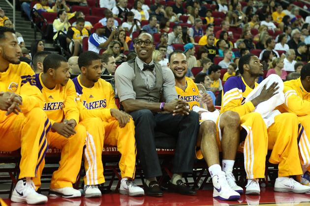 Ways Los Angeles Lakers Can Embrace Dwight Howard