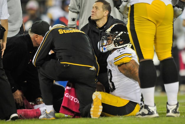 10 Free Agents the Injury-Plagued Steelers Should Give a Look