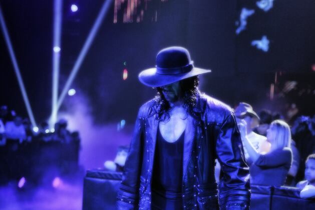 The 10 Greatest Streaks (or Runs) in WWE History