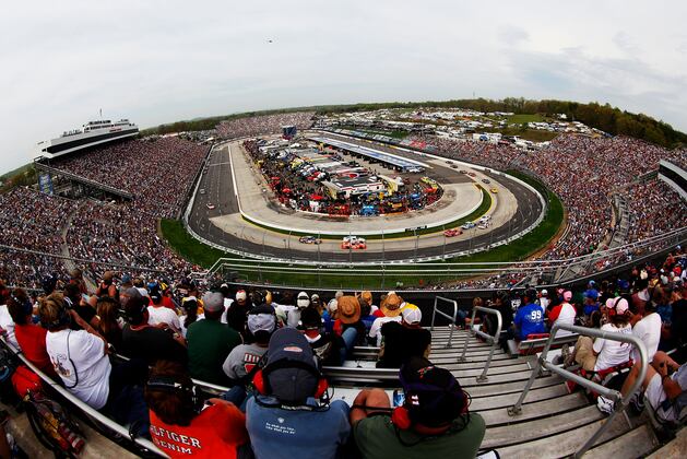 NASCAR Sprint Cup: 10 Drivers Who'll Be in the Running at Martinsville