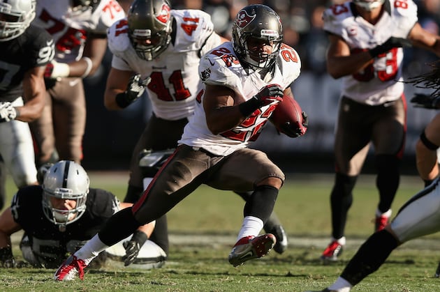 Fantasy Football: Doug Martin Headlines Sunday 'Dream Team' for Week 9
