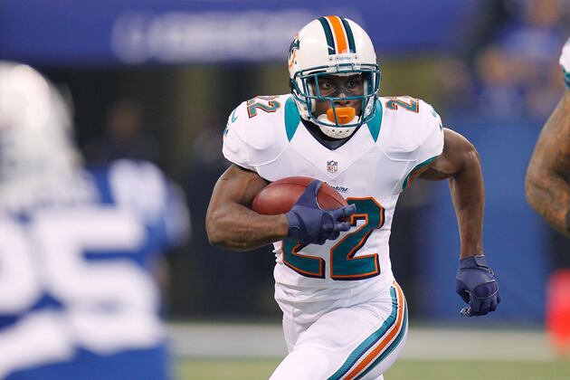18 NFL Stars Who Are Going to Get Paid in 2013