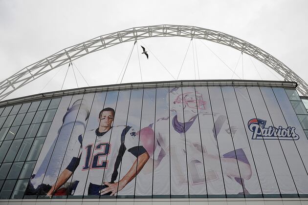 Predicting the MVP for Every NFL Game in Week 10