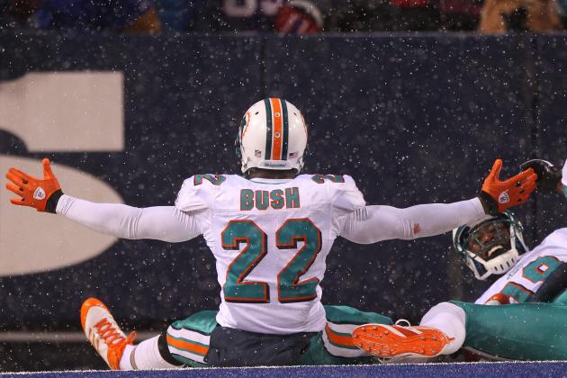 Miami Dolphins: 5 Reasons Reggie Bush, Running Game Will Expose Bills Defense