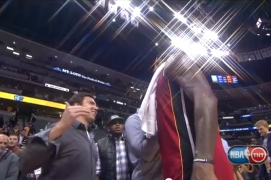 Viral Video Breakdown: LeBron James, DeAndre Jordan and More Hot Video Clips