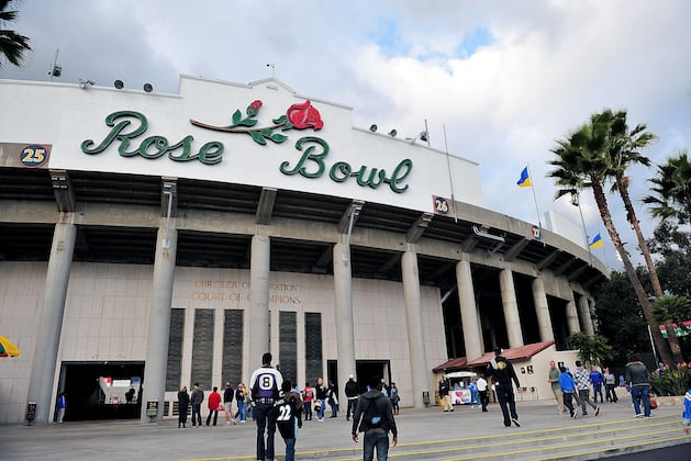 Pac-12 Football: Eight Teams Will Go Bowling, the Most in Pac-12 History