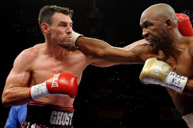 Robert Guerrero and the 3 Reasons He's a Perfect Fit to Fight Floyd Mayweather