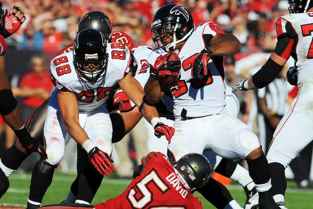 Sweat the Small Stuff: The 10 Best NFL Teams at Doing the Little Things
