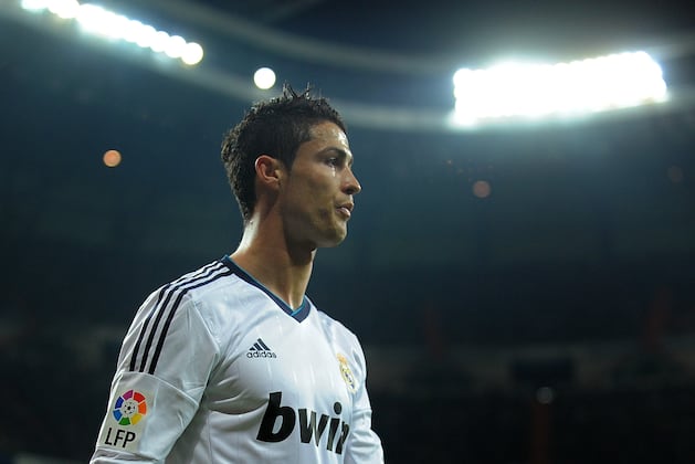 Winter Transfer News: What Could Paris St. Germain Buy for £100 Million?