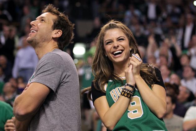 The 25 Hottest Celebrity Fans in the Stands