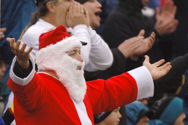 6 Things on Shad Khan's Holiday Wish List