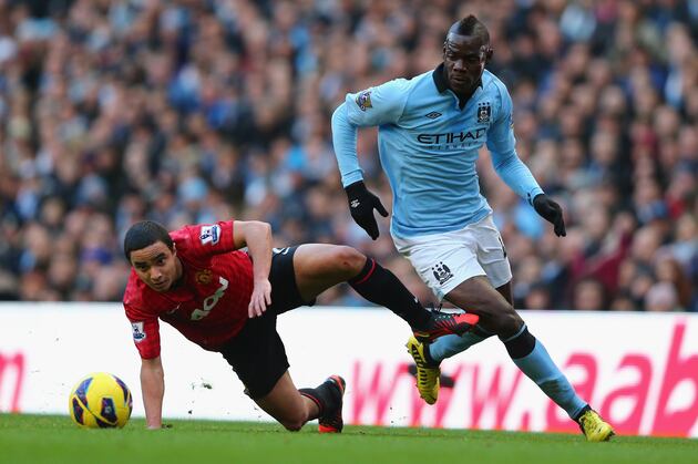 World Football Gossip Roundup: Mario Balotelli, Thibaut Courtois, Paulinho