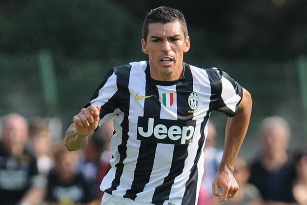 World Football Gossip Roundup: Lionel Messi, Lucio, Dani Alves, Demba Ba