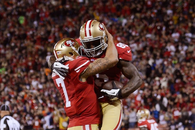 Vernon Davis: Three Ways He Can Improve His Chemistry with Colin Kaepernick