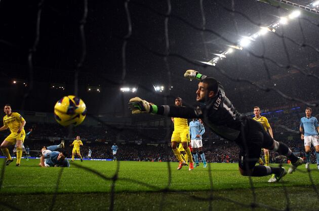 Premier League Saturday Wrap: Arsenal, Man City, Everton Win Ugly; Spurs Held