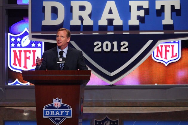 New York Giants' Mock Draft: A Complete 7-Round Wish List