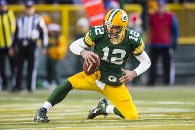 Aaron Rodgers and 4 NFL Players Catching Fire Heading into the Playoffs