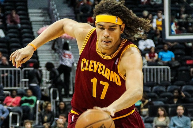 Cleveland Cavaliers: Top 3 Teams Cavs Could Trade Anderson Varejao To
