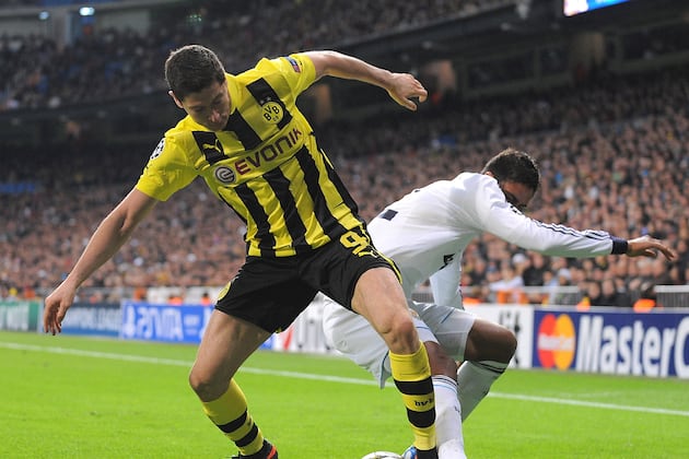 Robert Lewandowski: 5 Reasons Why a Move to Manchester United Makes Sense