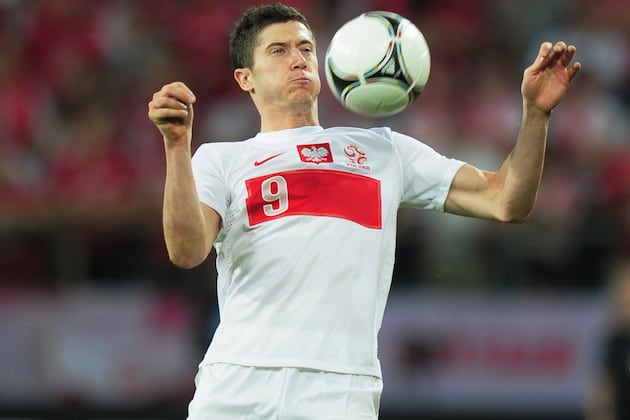 World Football Gossip Roundup: Adrian Lopez, Robert Lewandowski, Andre Schurrle