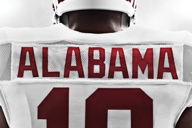 Grading the New Uniforms of the Bowl Season