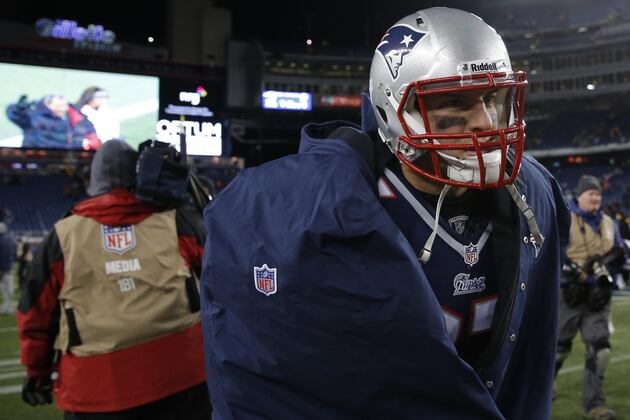 What Are the Experts Saying About Rob Gronkowski's Injury?