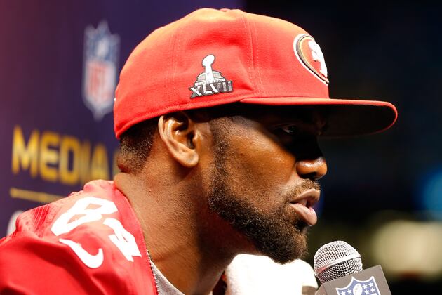 How Is the Media Reacting to Randy Moss' Brash Media Day Comments?