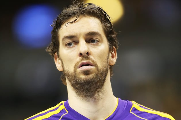 Lakers Trade Rumors Tracker: Latest Updates Ahead of NBA Trade Deadline