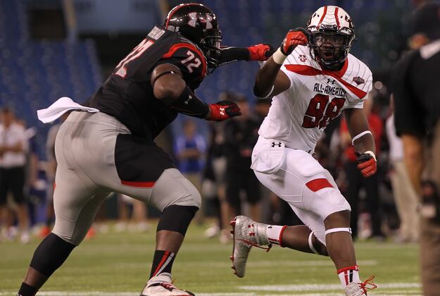 Razorbacks, Bielema Limp Through Bizarre National Signing Day