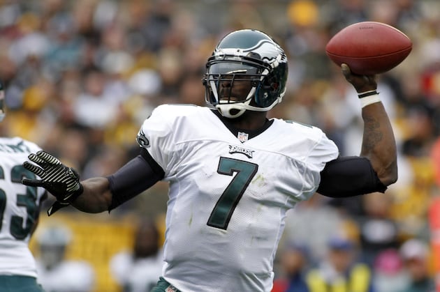 What Are Experts Saying About Michael Vick's New Deal with Eagles?